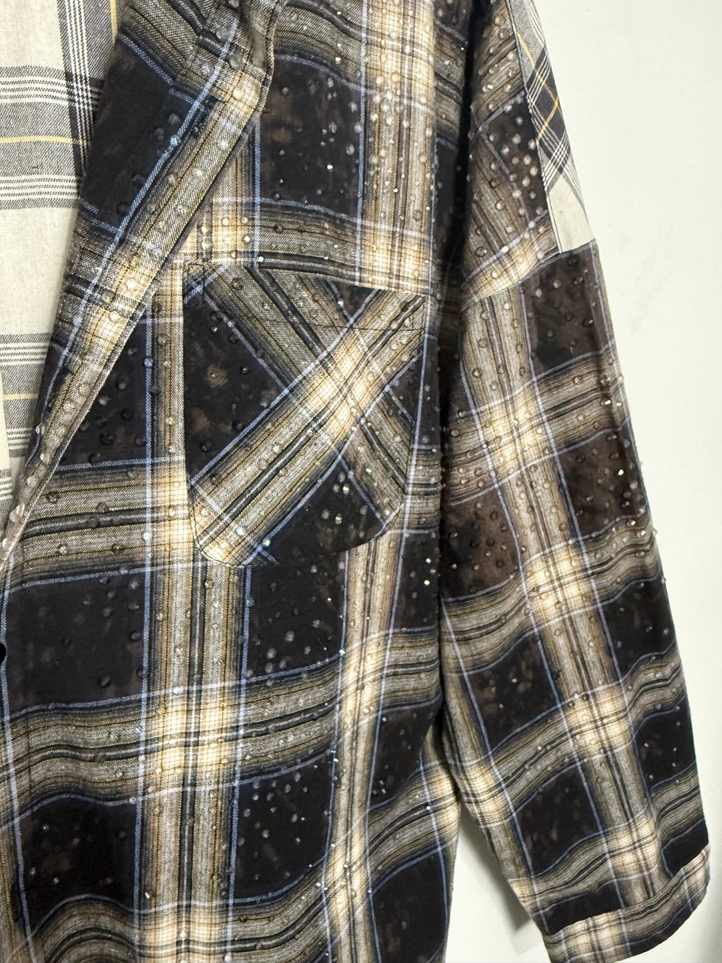NEBULAR PLAID 010