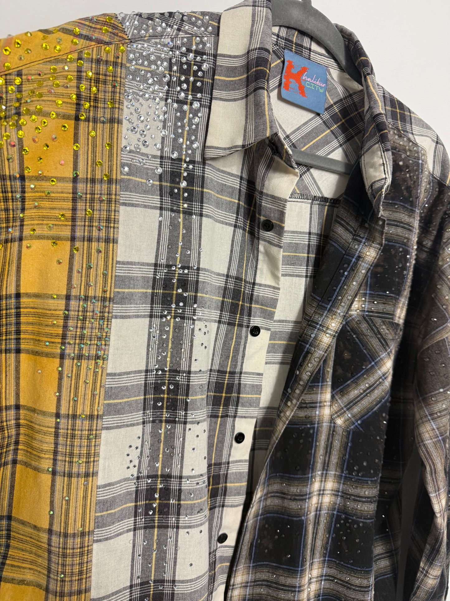 NEBULAR PLAID 010