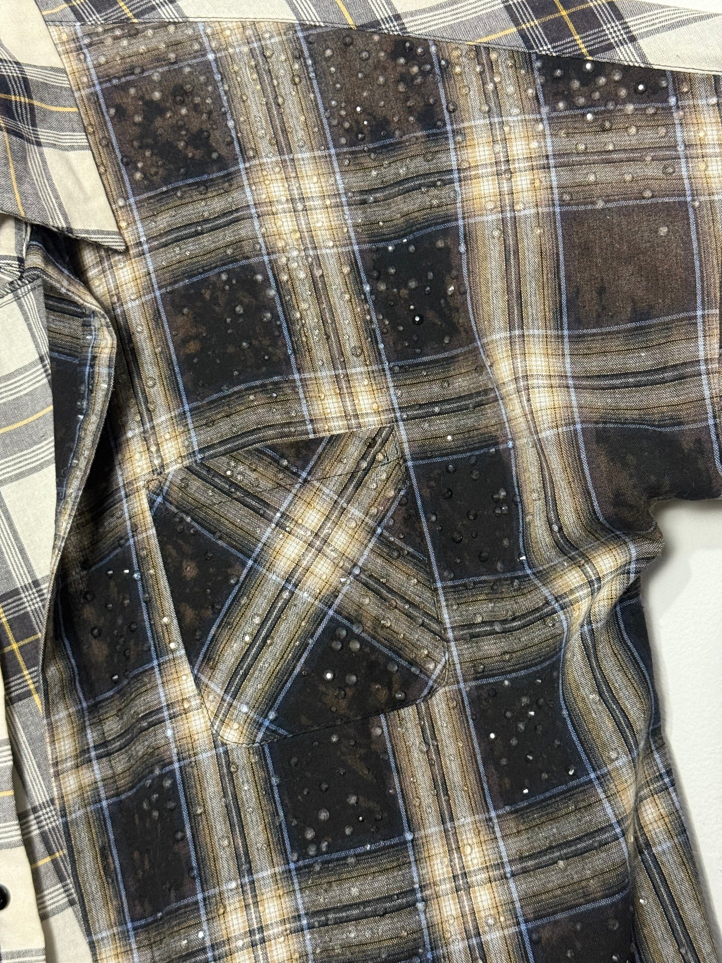NEBULAR PLAID 010