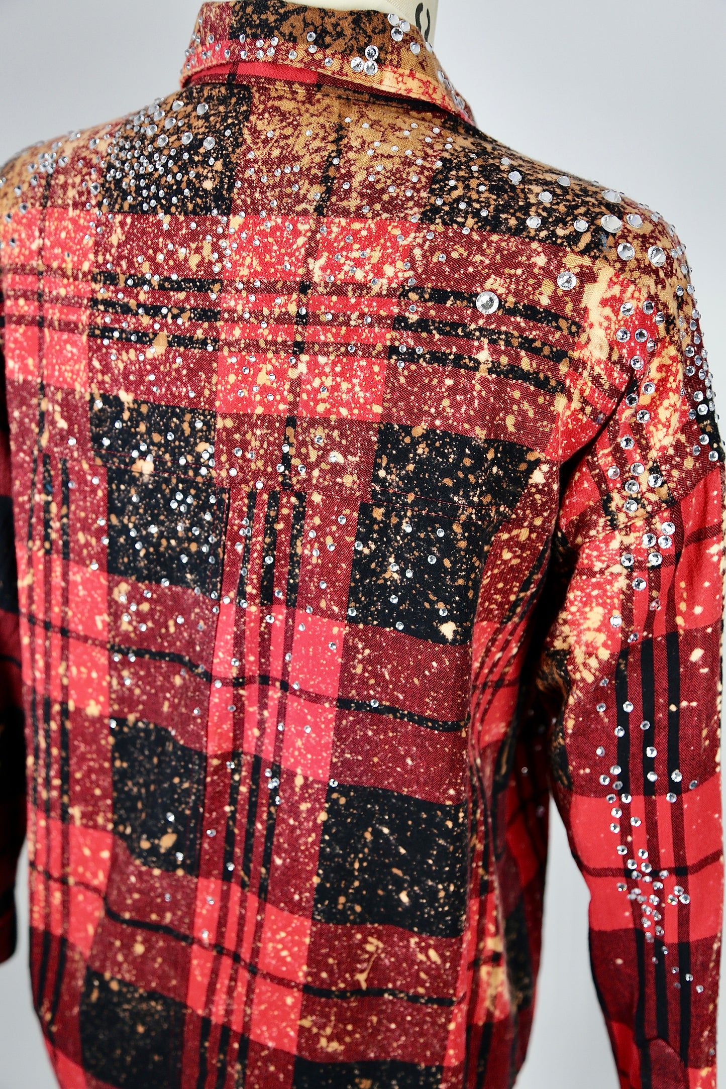 NEBULAR PLAID 008